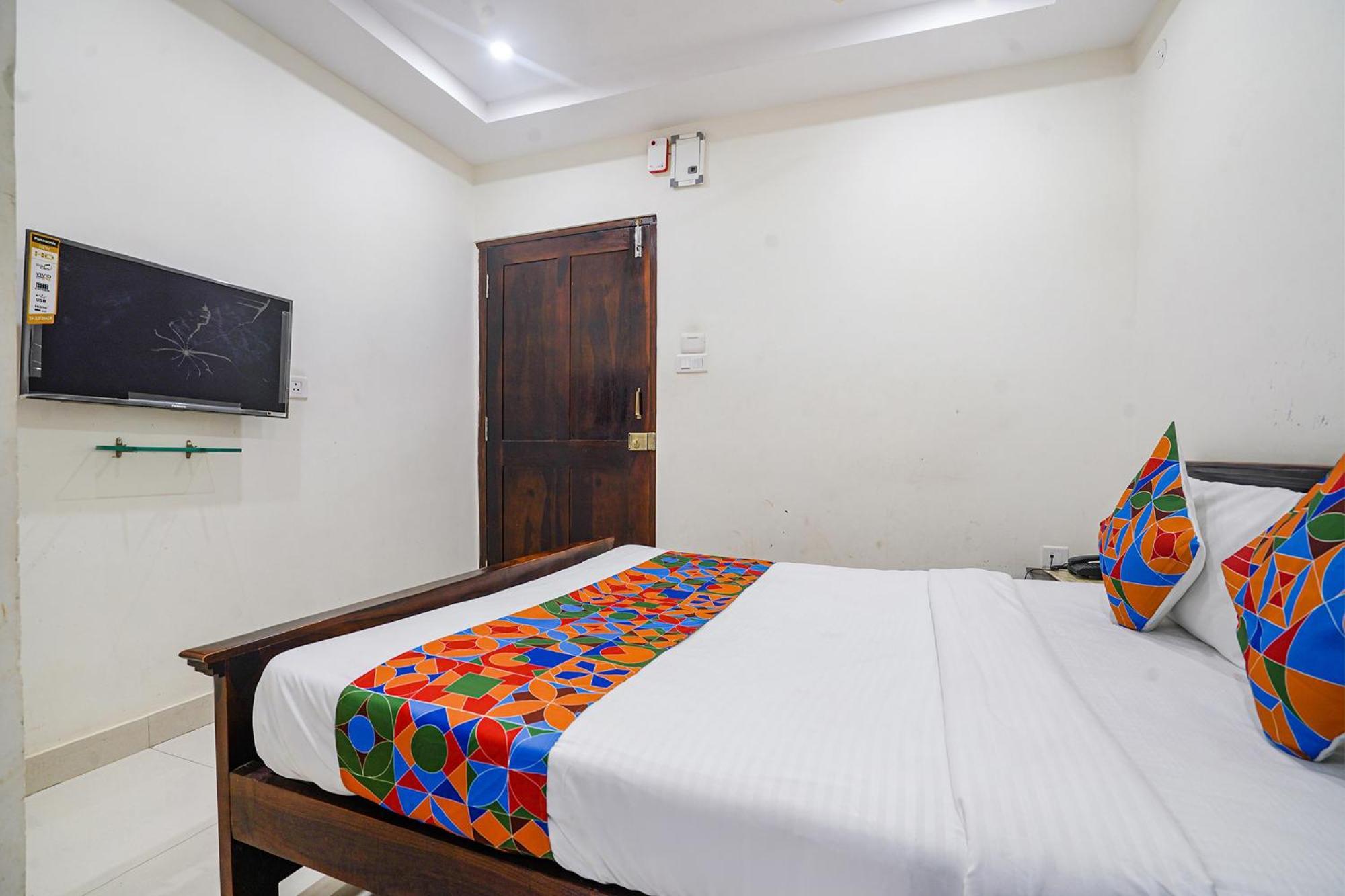 Fabhotel Hamsa The Right Choice - Nr Lanco Hills, Manikonda Hyderabad Exterior photo